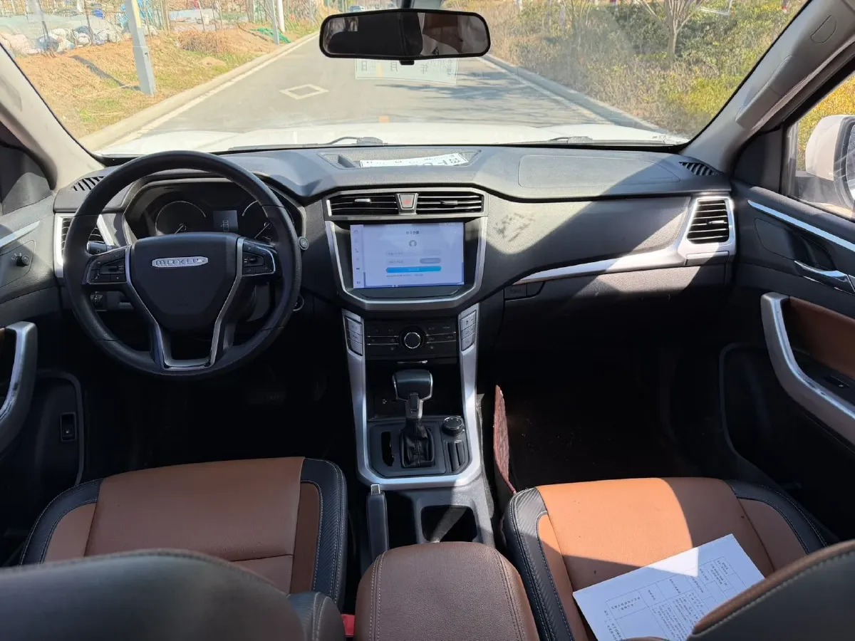 2021 MAXUS T70 2.0T 163HP L4 6AT,autocango,china used car exporter,china ev exporter,chinese used car exporter,chinese used ev exporter