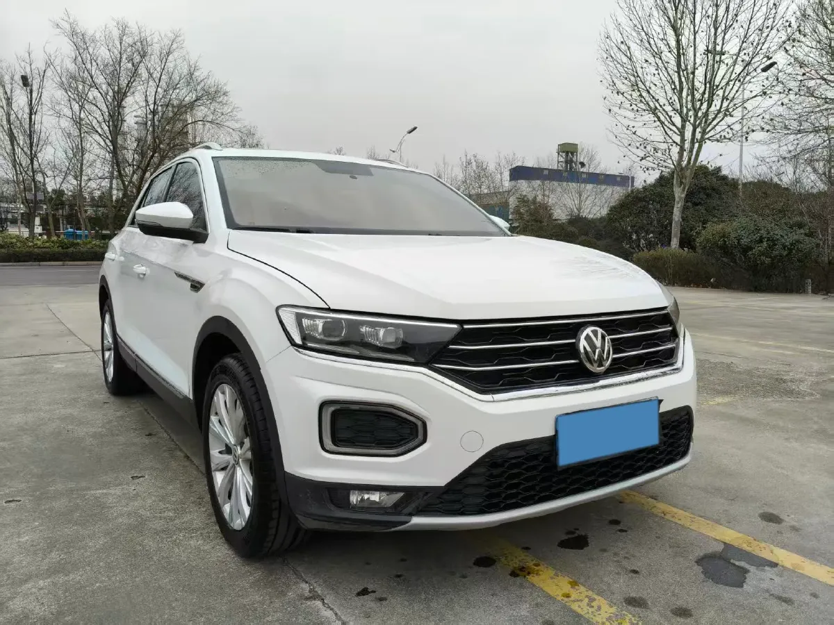 2019 Volkswagen T-Roc 1.4T 131HP L4 7DCT,autocango,china used car exporter,china ev exporter,chinese used car exporter,chinese used ev exporter