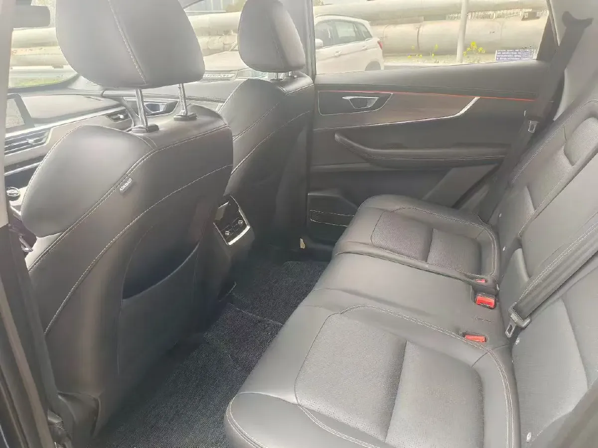 2019 Chery Tiggo 8 1.6T 197HP L4 7DCT,autocango,china used car exporter,china ev exporter,chinese used car exporter,chinese used ev exporter