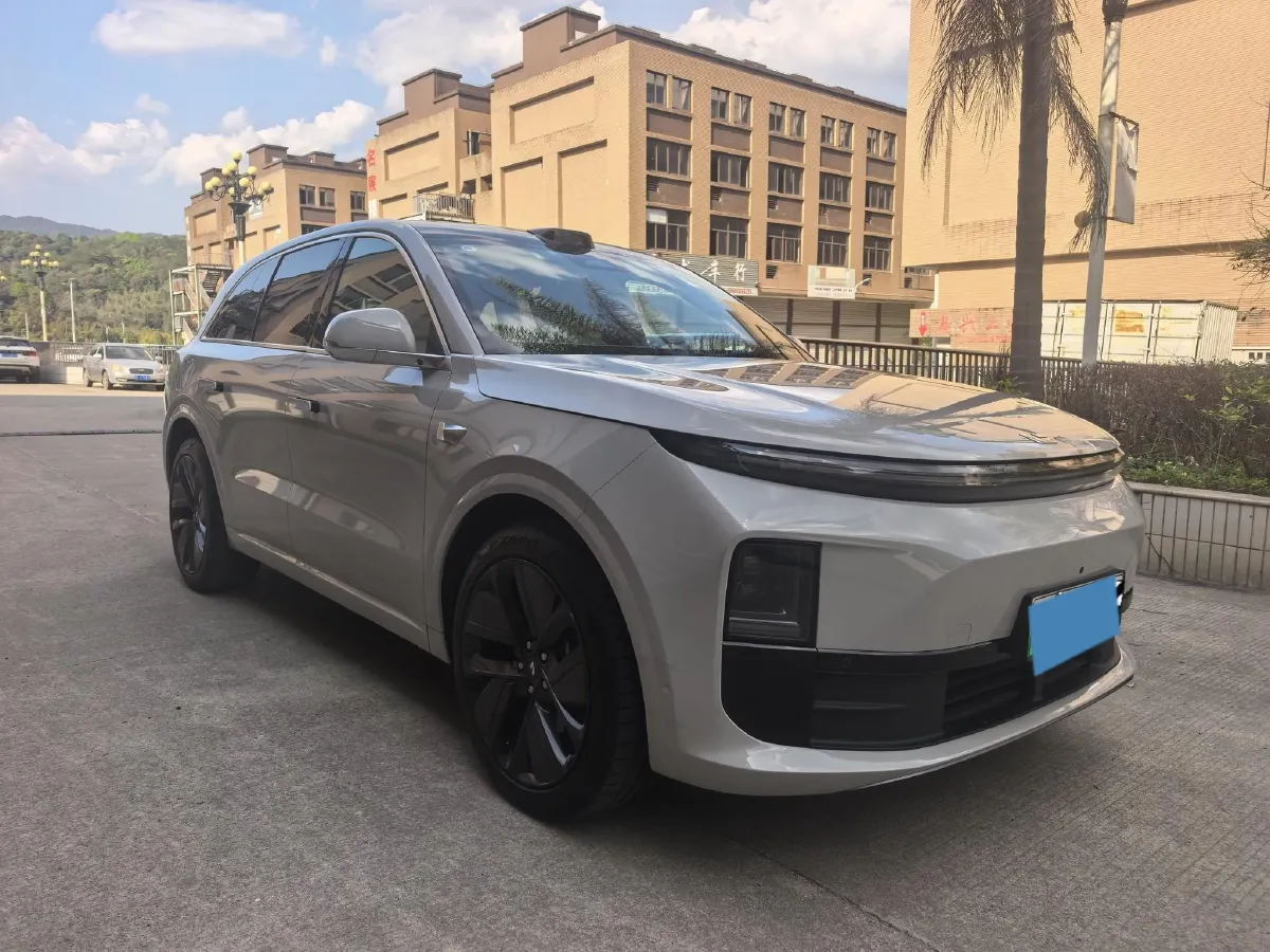 2024 Li L6 Range Extended 154HP L4 REEV 36.8KWH,autocango,china used car exporter,china ev exporter,chinese used car exporter,chinese used ev exporter