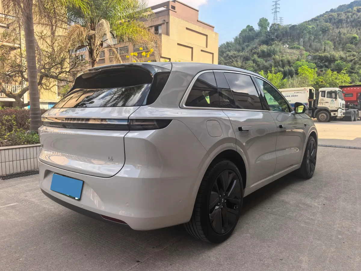 2024 Li L6 Range Extended 154HP L4 REEV 36.8KWH,autocango,china used car exporter,china ev exporter,chinese used car exporter,chinese used ev exporter