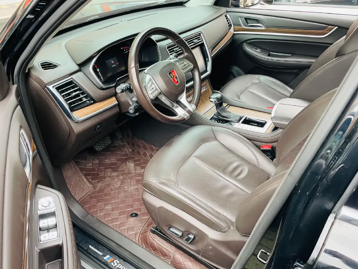 2019 Roewe RX8 2.0T 222HP L4 6AT,autocango,china used car exporter,china ev exporter,chinese used car exporter,chinese used ev exporter