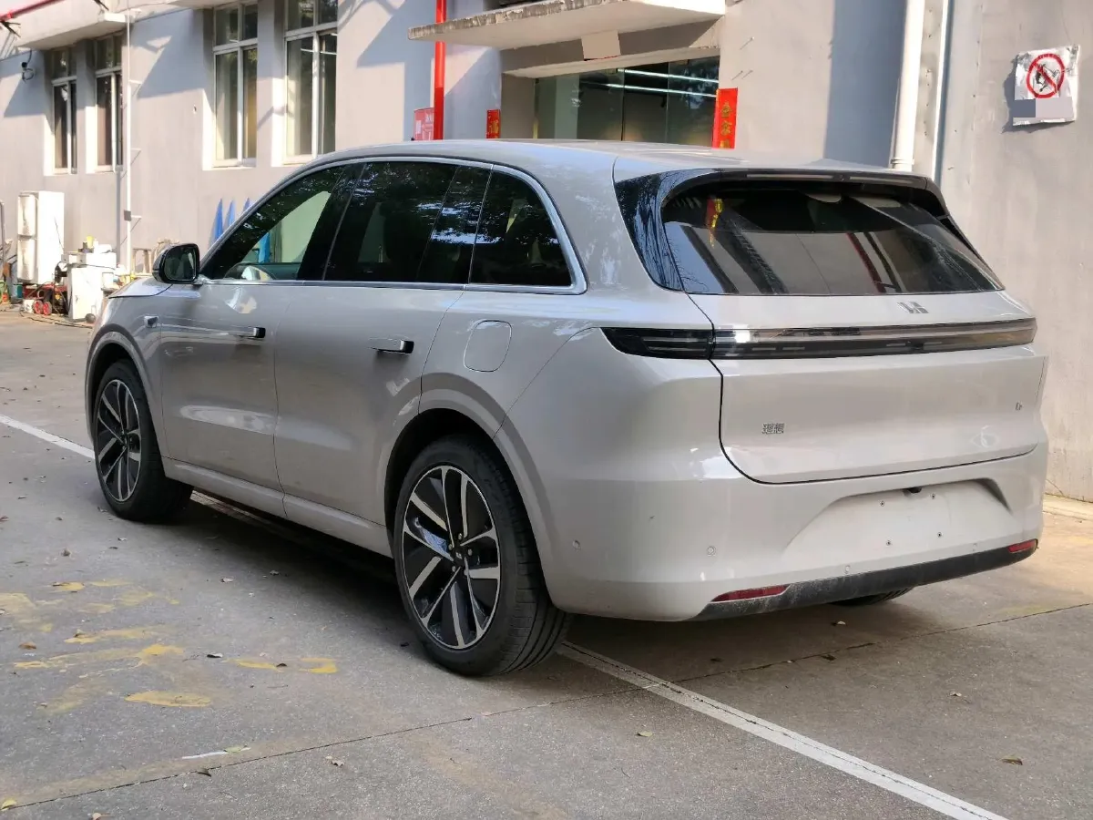 2024 Li L6 Range Extended 154HP L4 REEV 36.8KWH,autocango,china used car exporter,china ev exporter,chinese used car exporter,chinese used ev exporter