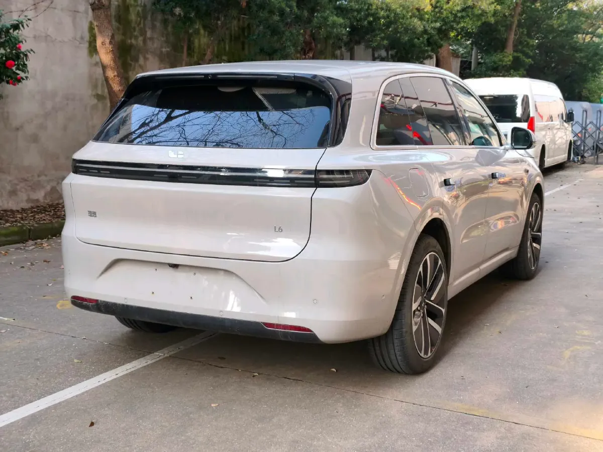 2024 Li L6 Range Extended 154HP L4 REEV 36.8KWH,autocango,china used car exporter,china ev exporter,chinese used car exporter,chinese used ev exporter
