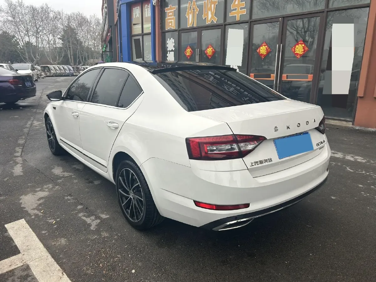 2020 Skoda Octavia 1.4T 150HP L4 7DCT,autocango,china used car exporter,china ev exporter,chinese used car exporter,chinese used ev exporter