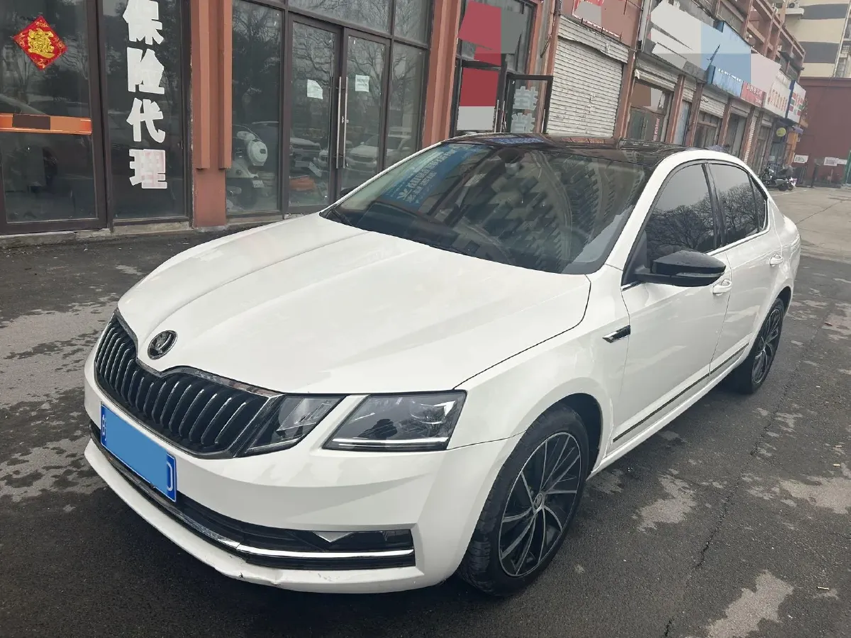 2020 Skoda Octavia 1.4T 150HP L4 7DCT,autocango,china used car exporter,china ev exporter,chinese used car exporter,chinese used ev exporter