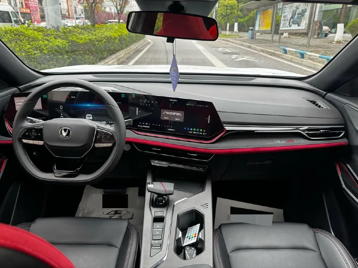 2024 ChangAn X5 PLUS 1.5T 188HP L4 7DCT,autocango,china used car exporter,china ev exporter,chinese used car exporter,chinese used ev exporter