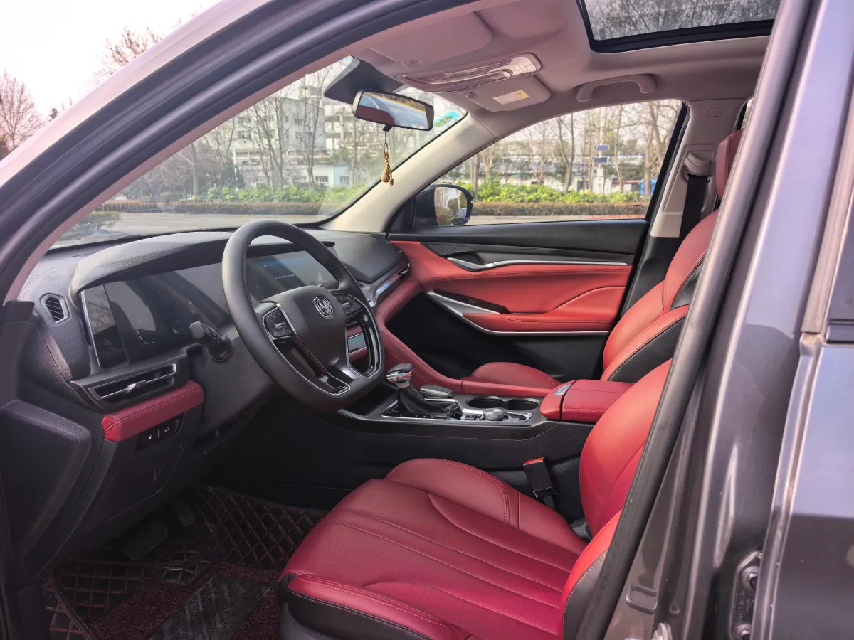 2020 ChangAn CS75 Plus 1.5T 178HP L4 6AT,autocango,china used car exporter,china ev exporter,chinese used car exporter,chinese used ev exporter