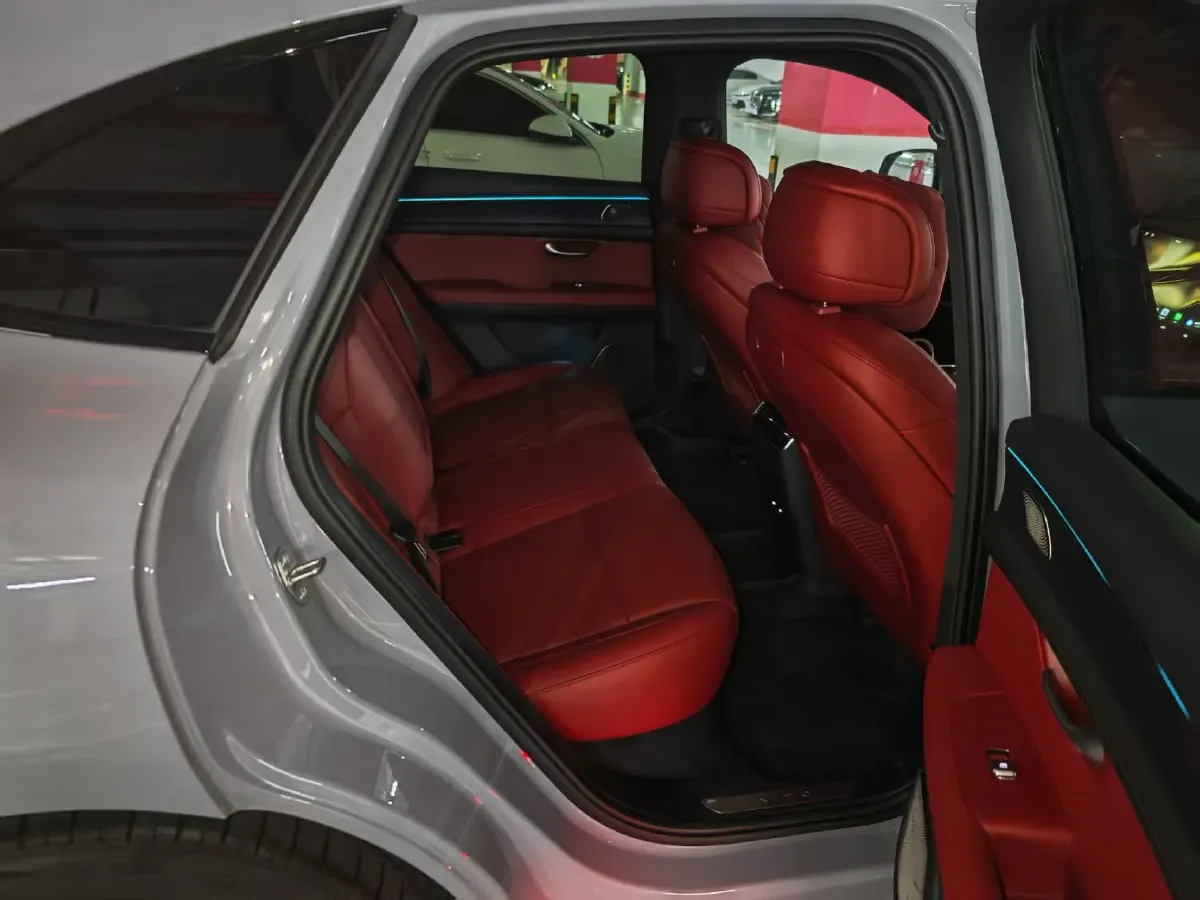 2025 AITO AITO M5 1.5T 152HP L4 REEV 42KWH,autocango,china used car exporter,china ev exporter,chinese used car exporter,chinese used ev exporter