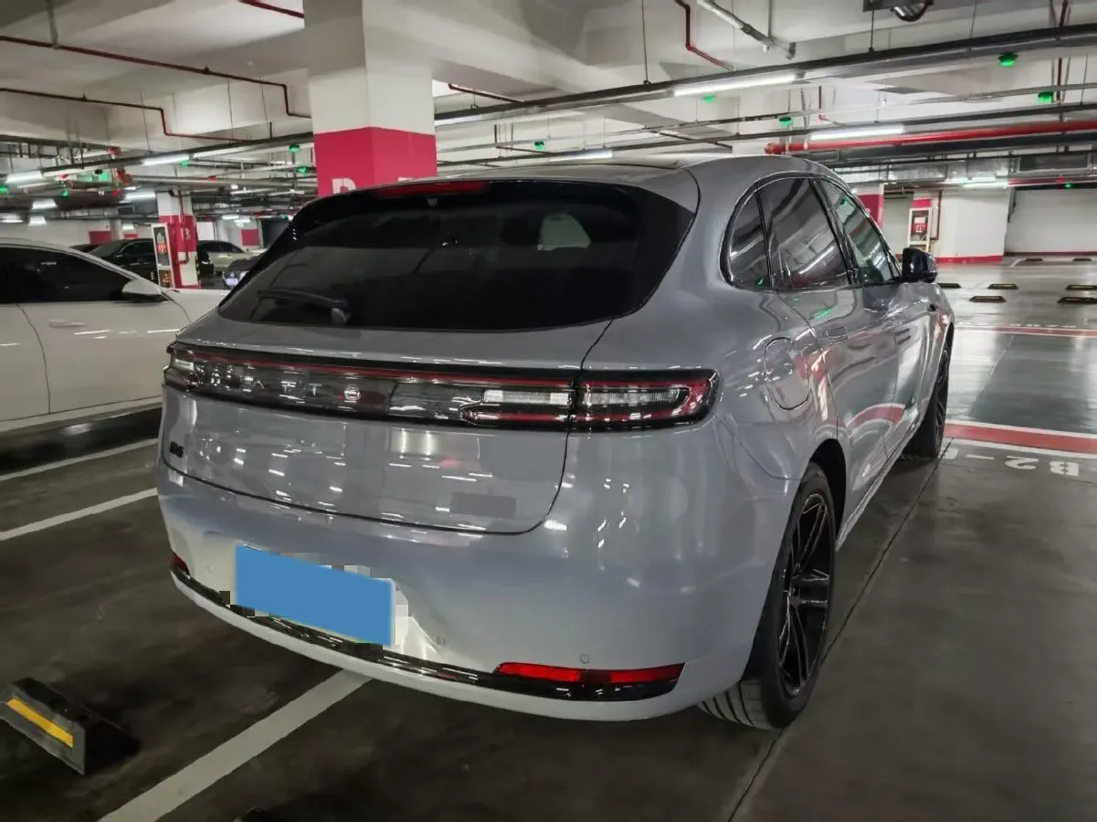 2025 AITO AITO M5 1.5T 152HP L4 REEV 42KWH,autocango,china used car exporter,china ev exporter,chinese used car exporter,chinese used ev exporter