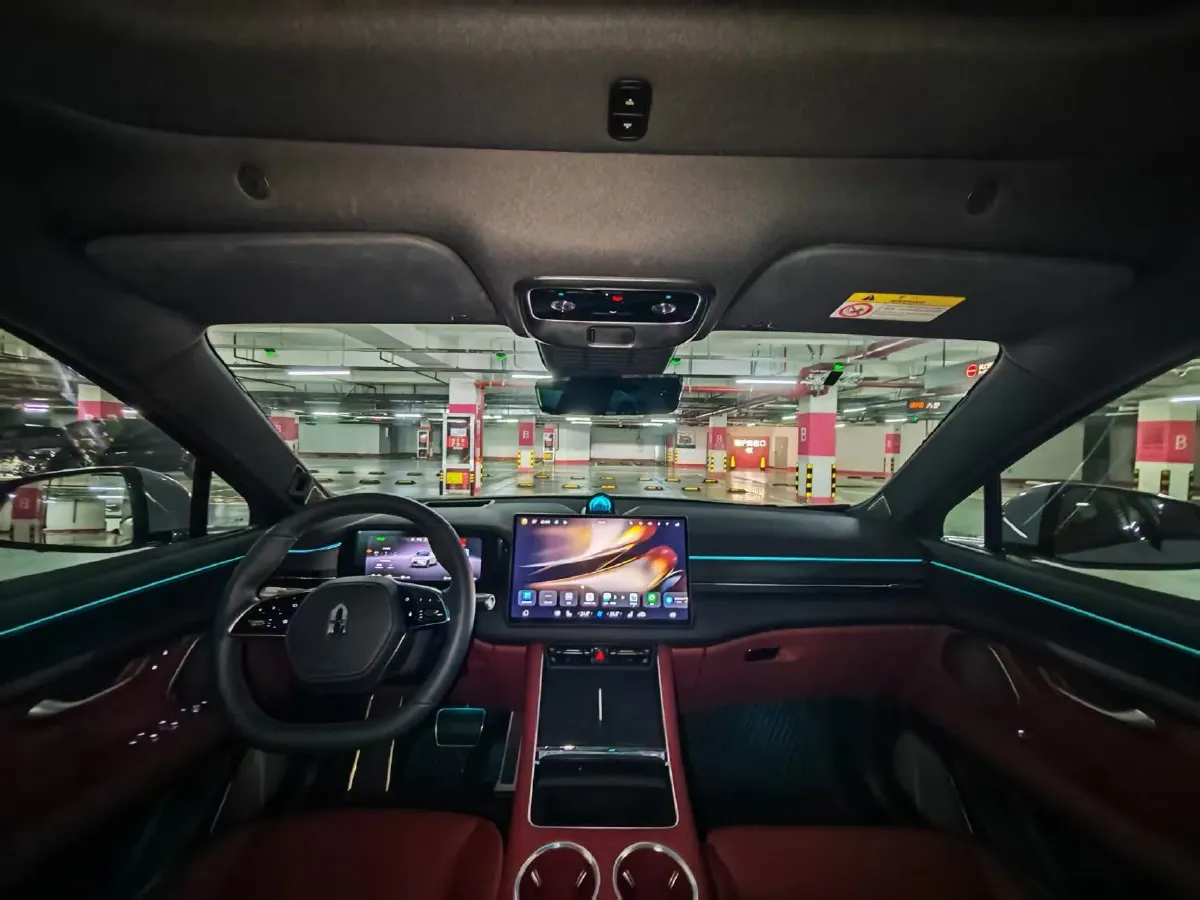 2025 AITO AITO M5 1.5T 152HP L4 REEV 42KWH,autocango,china used car exporter,china ev exporter,chinese used car exporter,chinese used ev exporter