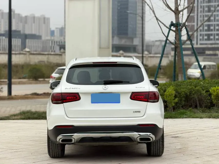 2020 Mercedes-Benz GLC Class 2.0T 197HP L4 9AT,autocango,china used car exporter,china ev exporter,chinese used car exporter,chinese used ev exporter