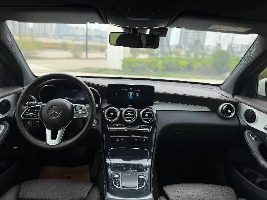 2020 Mercedes-Benz GLC Class 2.0T 197HP L4 9AT,autocango,china used car exporter,china ev exporter,chinese used car exporter,chinese used ev exporter