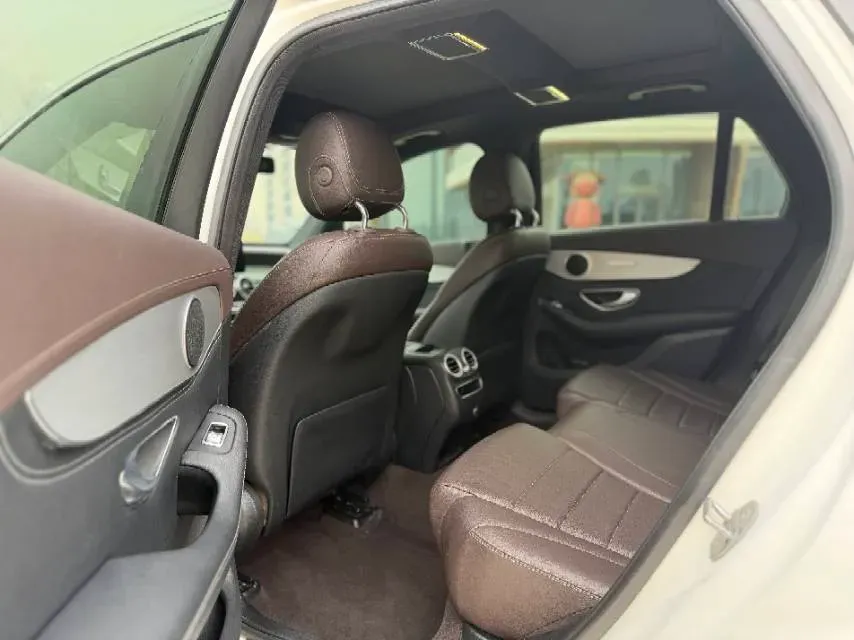 2020 Mercedes-Benz GLC Class 2.0T 197HP L4 9AT,autocango,china used car exporter,china ev exporter,chinese used car exporter,chinese used ev exporter