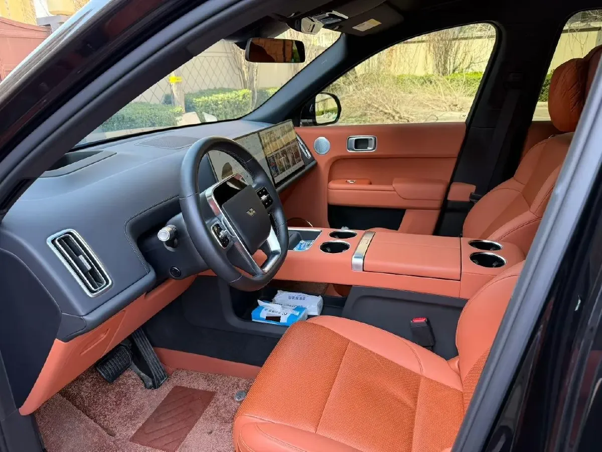 2024 Land Rover Range Rover Evoque 1.5T 200HP L3 8AT PHEV 15.5KWH,autocango,china used car exporter,china ev exporter,chinese used car exporter,chinese used ev exporter