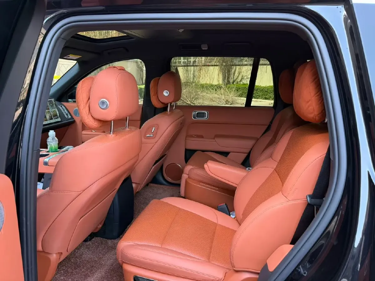 2024 Land Rover Range Rover Evoque 1.5T 200HP L3 8AT PHEV 15.5KWH,autocango,china used car exporter,china ev exporter,chinese used car exporter,chinese used ev exporter