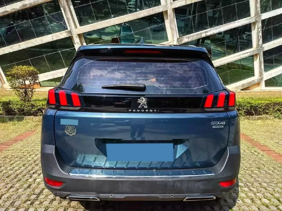 2019 Peugeot 5008 1.6T 167HP L4 6AT,autocango,china used car exporter,china ev exporter,chinese used car exporter,chinese used ev exporter