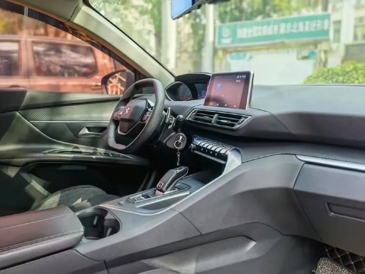 2019 Peugeot 5008 1.6T 167HP L4 6AT,autocango,china used car exporter,china ev exporter,chinese used car exporter,chinese used ev exporter