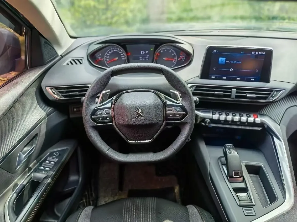 2019 Peugeot 5008 1.6T 167HP L4 6AT,autocango,china used car exporter,china ev exporter,chinese used car exporter,chinese used ev exporter