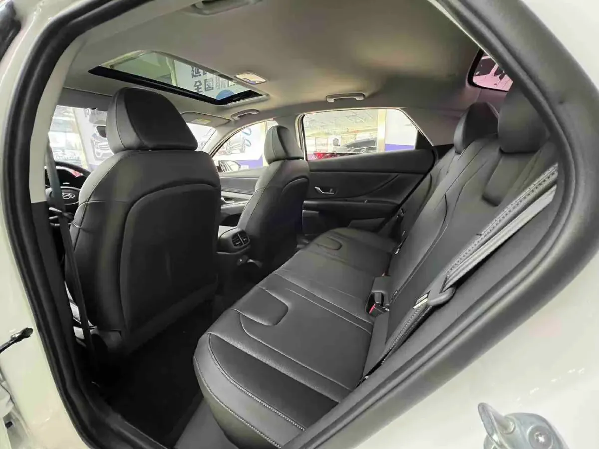 2022 Hyundai Elantra 1.5L 115HP L4 CVT,autocango,china used car exporter,china ev exporter,chinese used car exporter,chinese used ev exporter