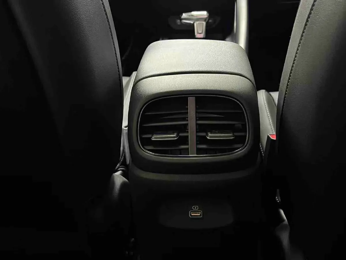 2022 Hyundai Elantra 1.5L 115HP L4 CVT,autocango,china used car exporter,china ev exporter,chinese used car exporter,chinese used ev exporter