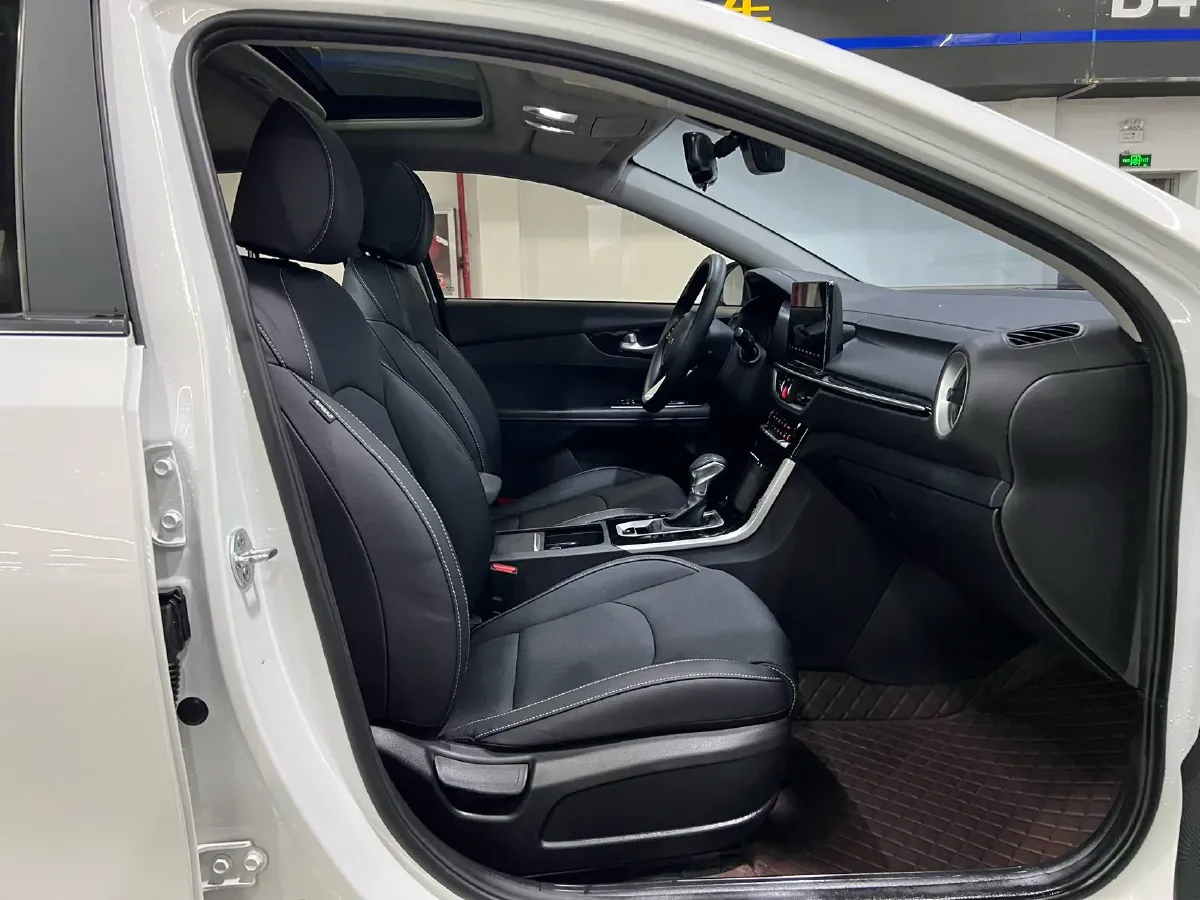 2021 Kia K3 1.5L 115HP L4 CVT,autocango,china used car exporter,china ev exporter,chinese used car exporter,chinese used ev exporter