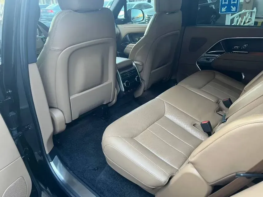 2024 Land Rover Range Rover 3.0T 400HP L6 8AT,autocango,china used car exporter,china ev exporter,chinese used car exporter,chinese used ev exporter