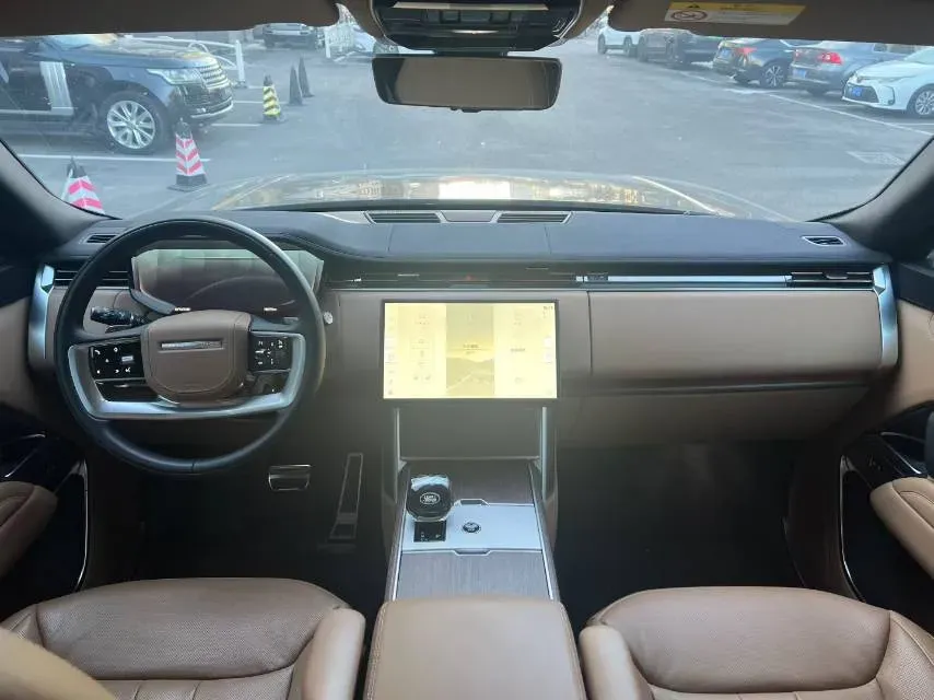 2024 Land Rover Range Rover 3.0T 400HP L6 8AT,autocango,china used car exporter,china ev exporter,chinese used car exporter,chinese used ev exporter