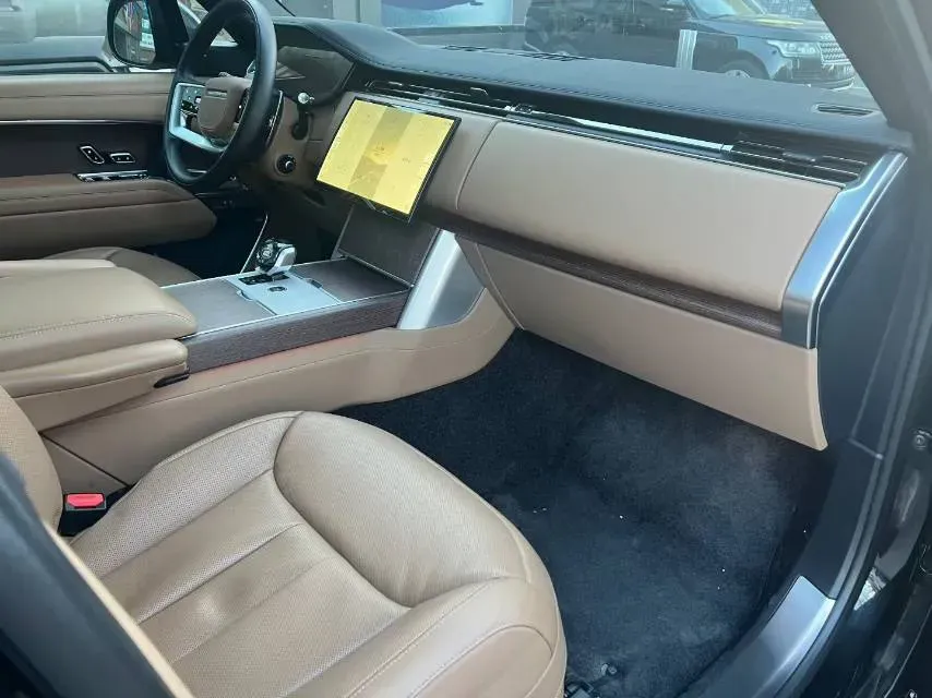 2024 Land Rover Range Rover 3.0T 400HP L6 8AT,autocango,china used car exporter,china ev exporter,chinese used car exporter,chinese used ev exporter