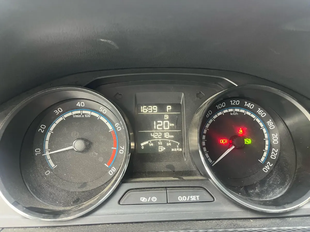 2024 Skoda Kamiq 1.5L 109HP L4 6AT,autocango,china used car exporter,china ev exporter,chinese used car exporter,chinese used ev exporter