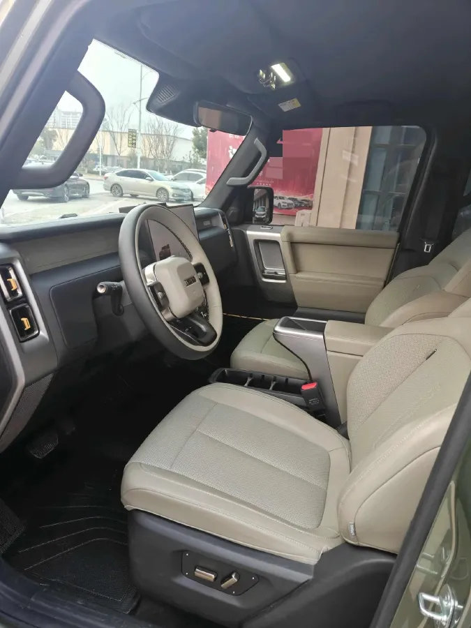 2025 Yufeng Auto Golden Warehouse BEV,autocango,china used car exporter,china ev exporter,chinese used car exporter,chinese used ev exporter