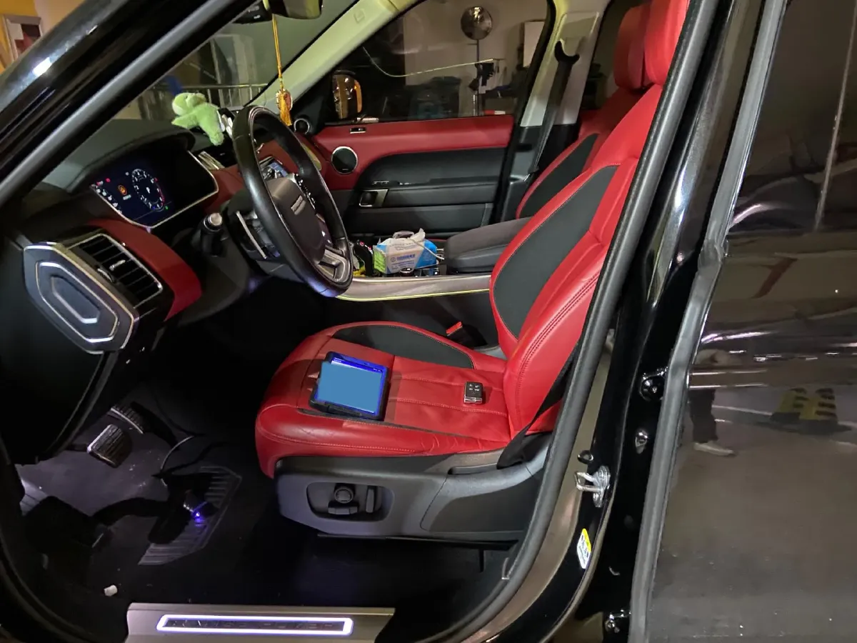 2022 Land Rover Range Rover Sport 3.0T 360HP L6 8AT,autocango,china used car exporter,china ev exporter,chinese used car exporter,chinese used ev exporter