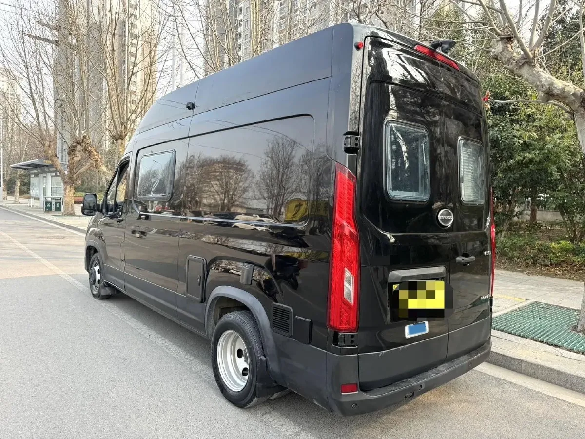 2022 MAXUS XinTu V90 2.0T 150HP L4 6AT,autocango,china used car exporter,china ev exporter,chinese used car exporter,chinese used ev exporter