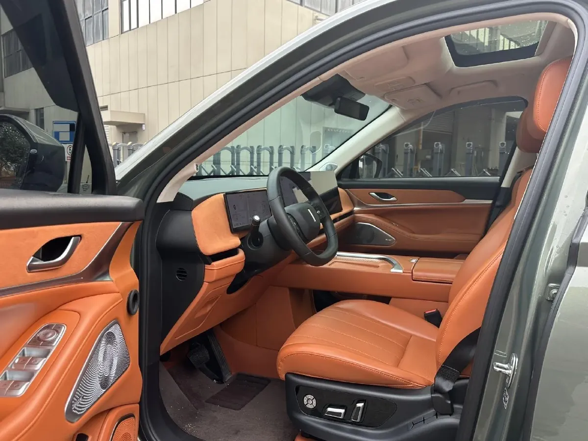 2025 WEY BlueMountain 1.5T 170HP L4 4DHT PHEV 52.3KWH,autocango,china used car exporter,china ev exporter,chinese used car exporter,chinese used ev exporter