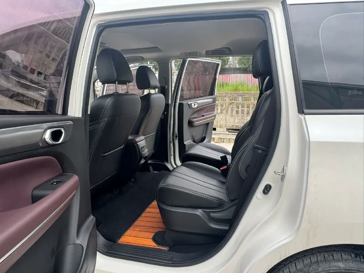 2021 GAC Trumpchi M6 1.5T 169HP L4 7DCT,autocango,china used car exporter,china ev exporter,chinese used car exporter,chinese used ev exporter