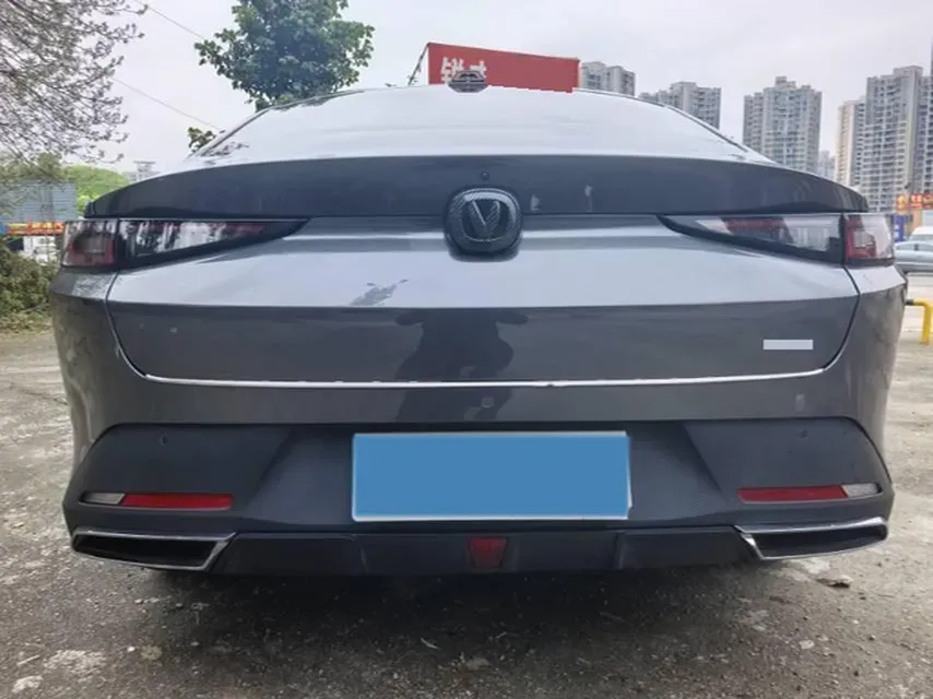 2023 ChangAn Lamore 1.5T 170HP L4 7DCT,autocango,china used car exporter,china ev exporter,chinese used car exporter,chinese used ev exporter