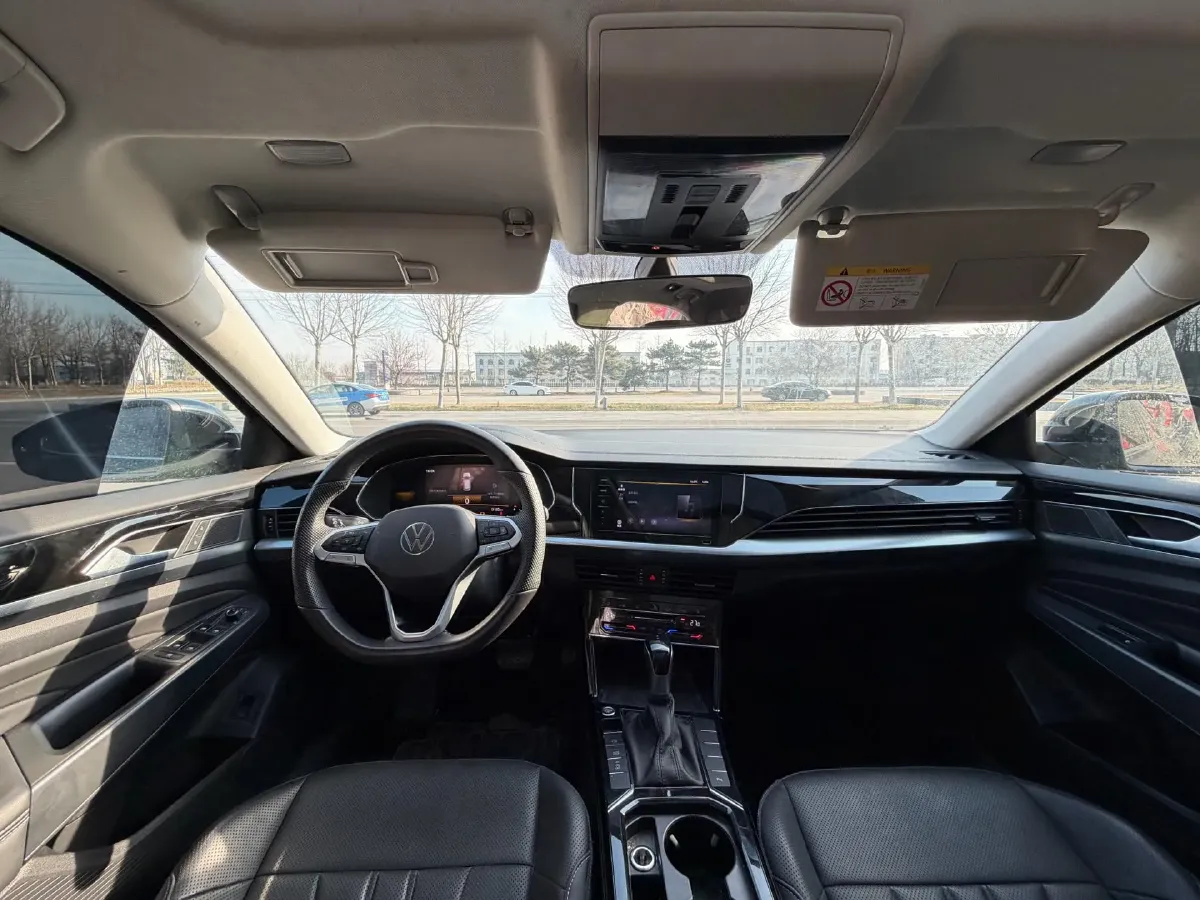 2024 Volkswagen Passat 2.0T 186HP L4 7DCT,autocango,china used car exporter,china ev exporter,chinese used car exporter,chinese used ev exporter