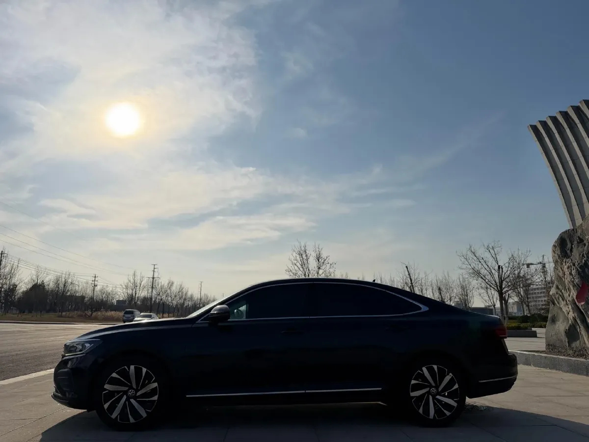 2024 Volkswagen Passat 2.0T 186HP L4 7DCT,autocango,china used car exporter,china ev exporter,chinese used car exporter,chinese used ev exporter