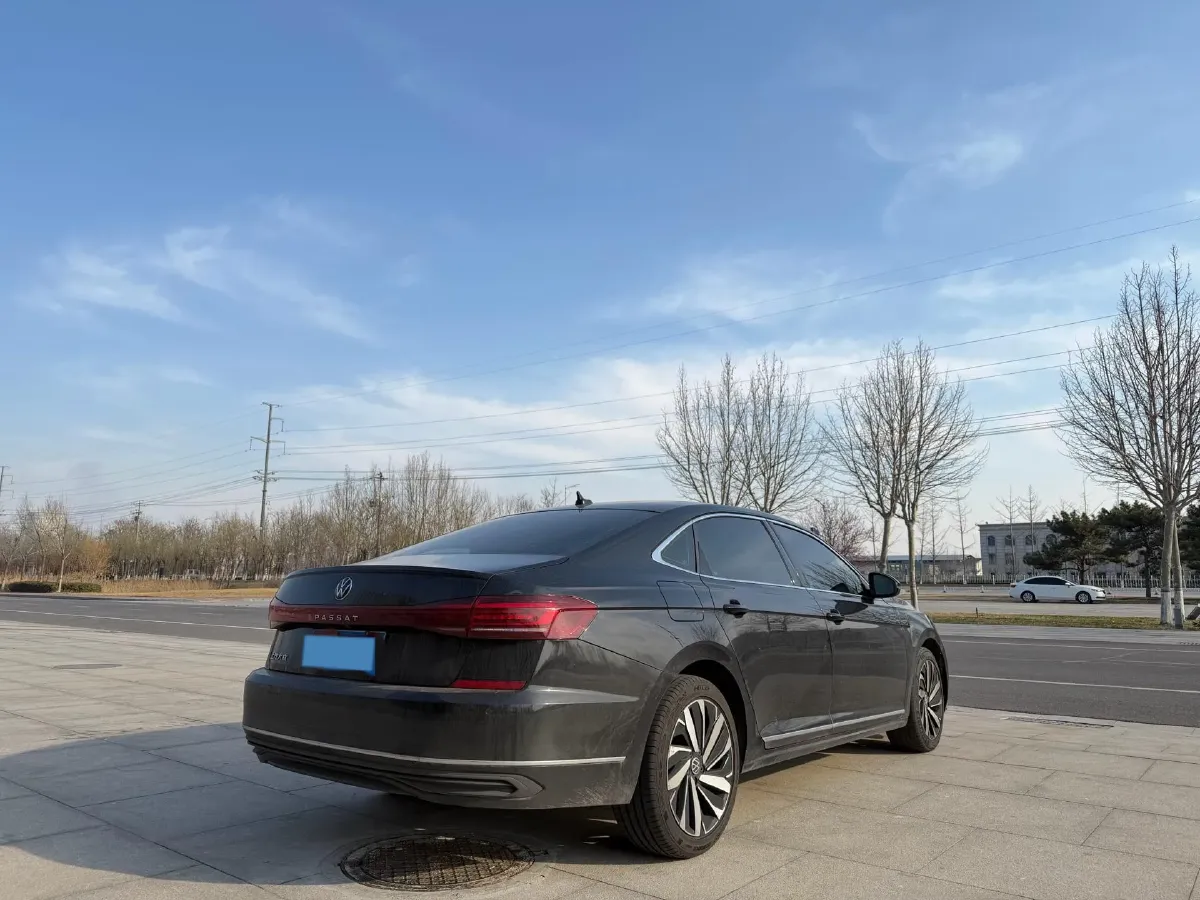 2024 Volkswagen Passat 2.0T 186HP L4 7DCT,autocango,china used car exporter,china ev exporter,chinese used car exporter,chinese used ev exporter