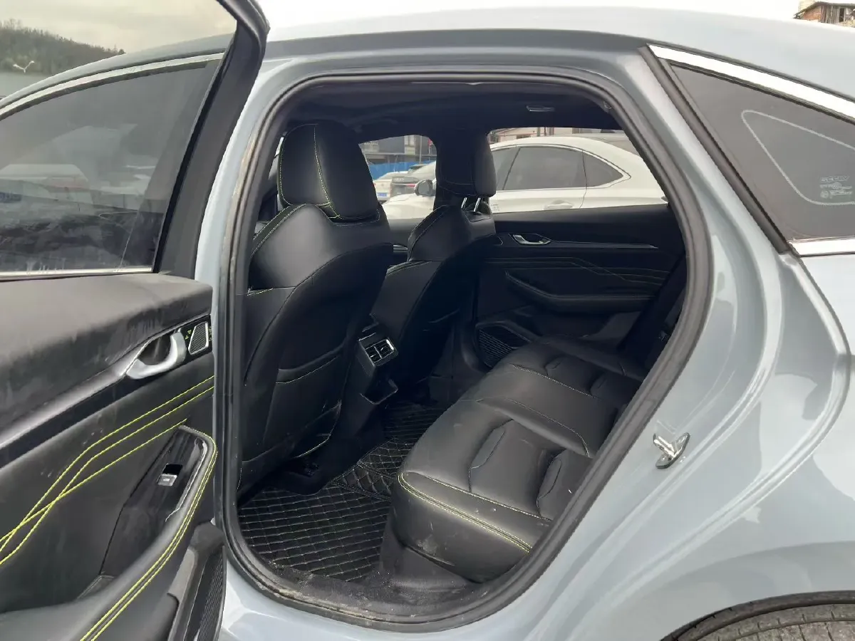 2024 Geely Preface 1.5T 181HP L4 7DCT,autocango,china used car exporter,china ev exporter,chinese used car exporter,chinese used ev exporter