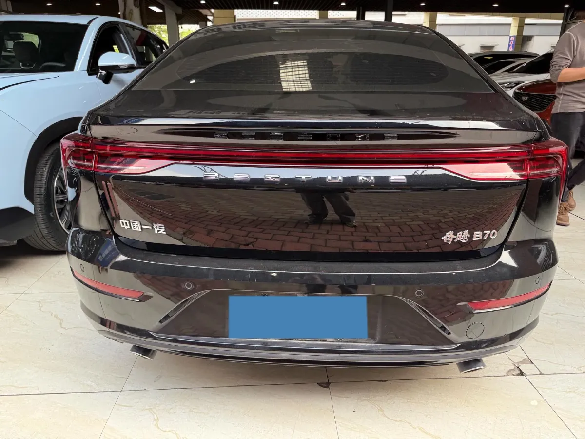2023 Bestune B70 1.5T 169HP L4 7DCT,autocango,china used car exporter,china ev exporter,chinese used car exporter,chinese used ev exporter
