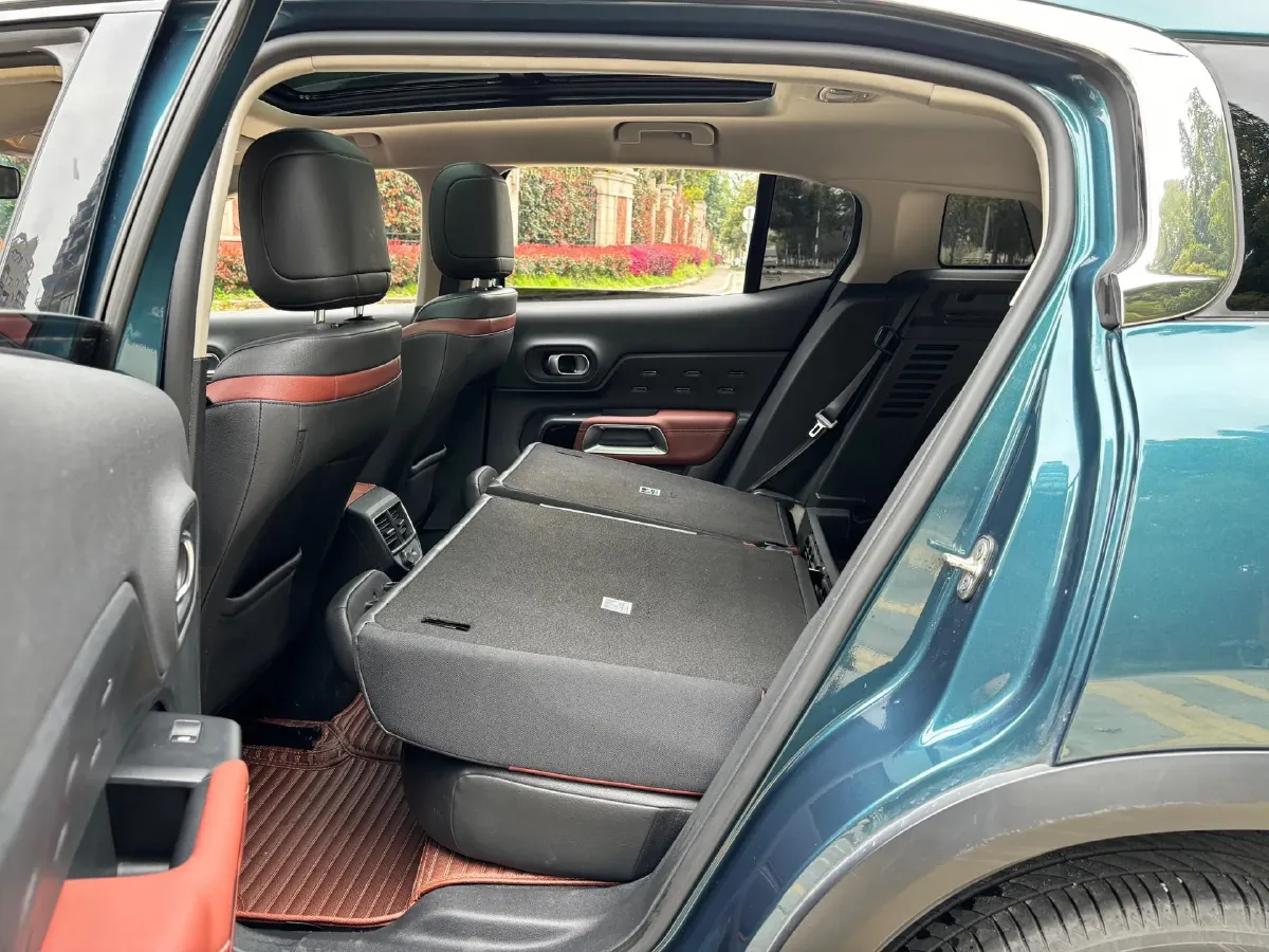 2019 Citroen C5 Aircross 1.8T 211HP L4 8AT,autocango,china used car exporter,china ev exporter,chinese used car exporter,chinese used ev exporter