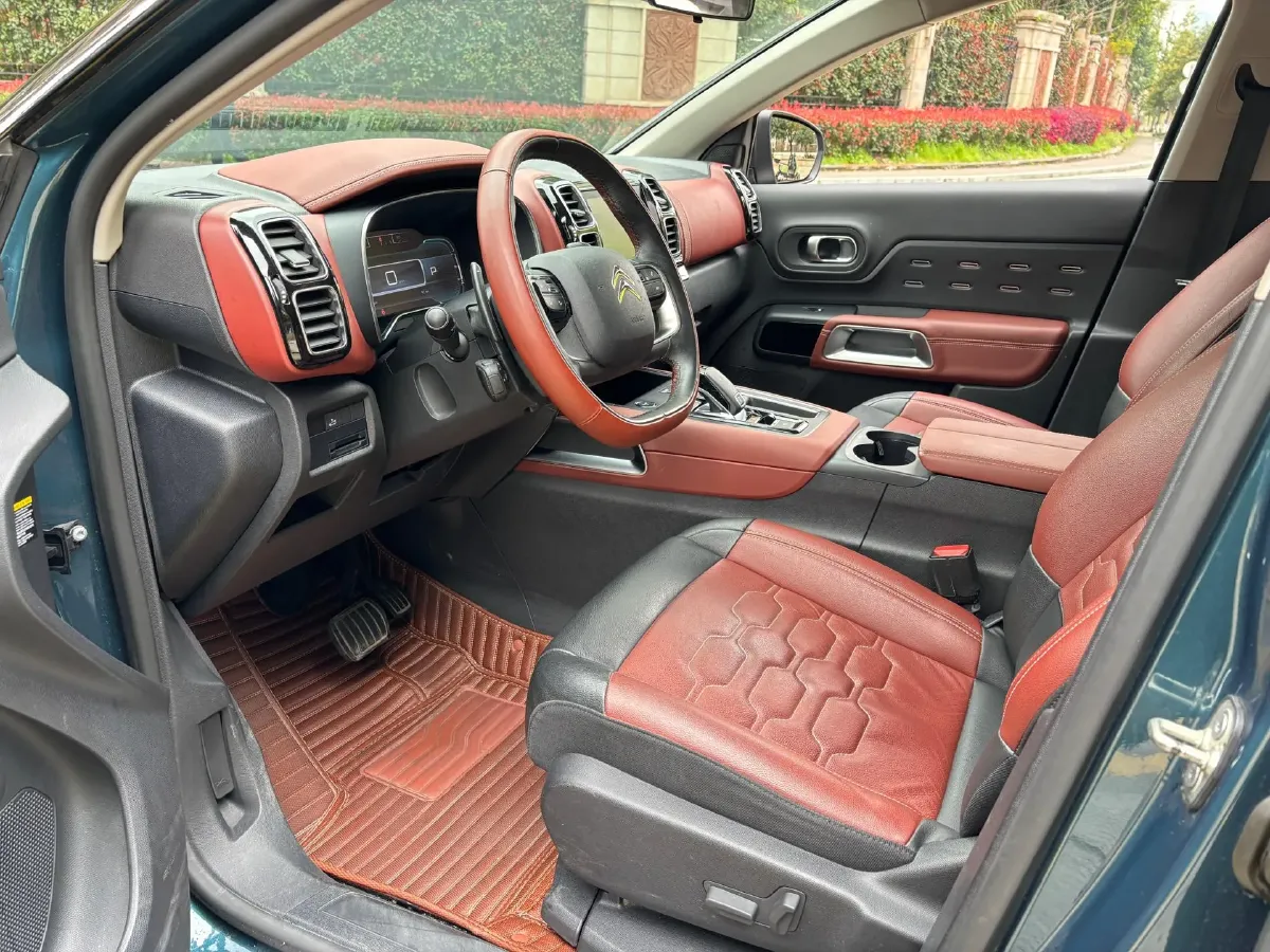 2019 Citroen C5 Aircross 1.8T 211HP L4 8AT,autocango,china used car exporter,china ev exporter,chinese used car exporter,chinese used ev exporter