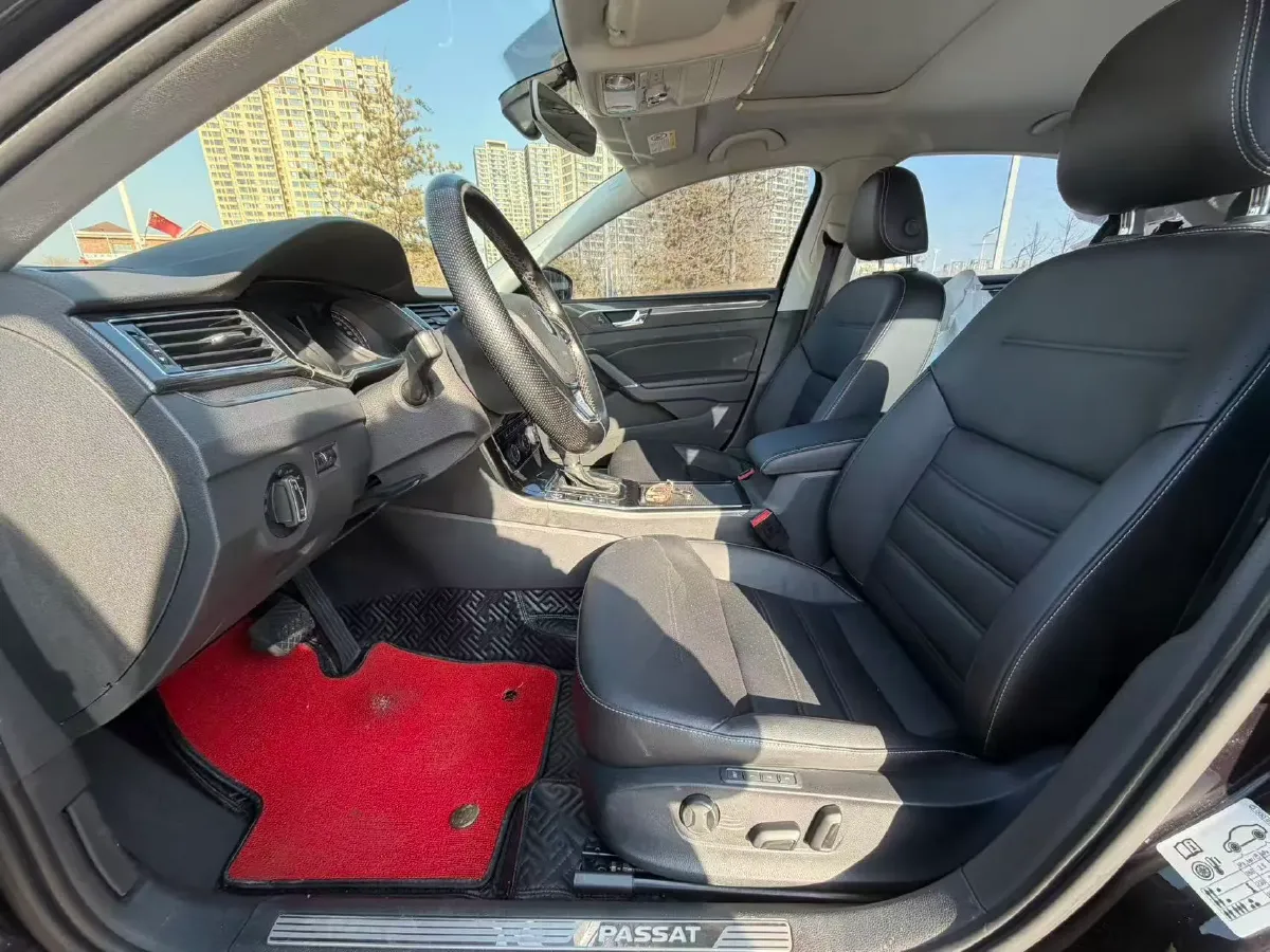 2017 Volkswagen Passat 1.8T 180HP L4 7DCT,autocango,china used car exporter,china ev exporter,chinese used car exporter,chinese used ev exporter