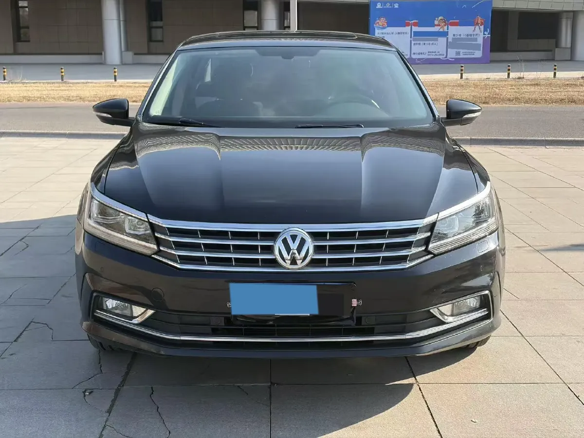 2017 Volkswagen Passat 1.8T 180HP L4 7DCT,autocango,china used car exporter,china ev exporter,chinese used car exporter,chinese used ev exporter