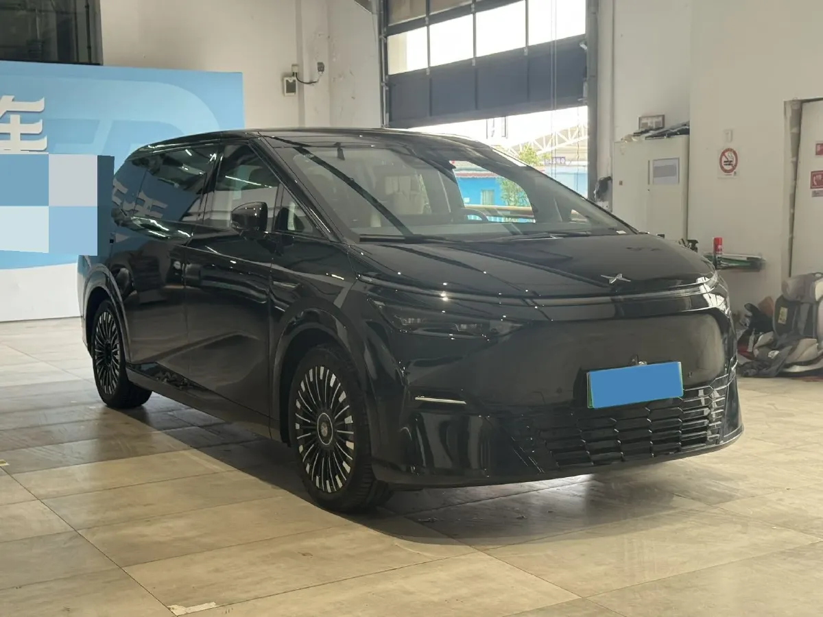 2025 Xpeng X9 BEV,autocango,china used car exporter,china ev exporter,chinese used car exporter,chinese used ev exporter