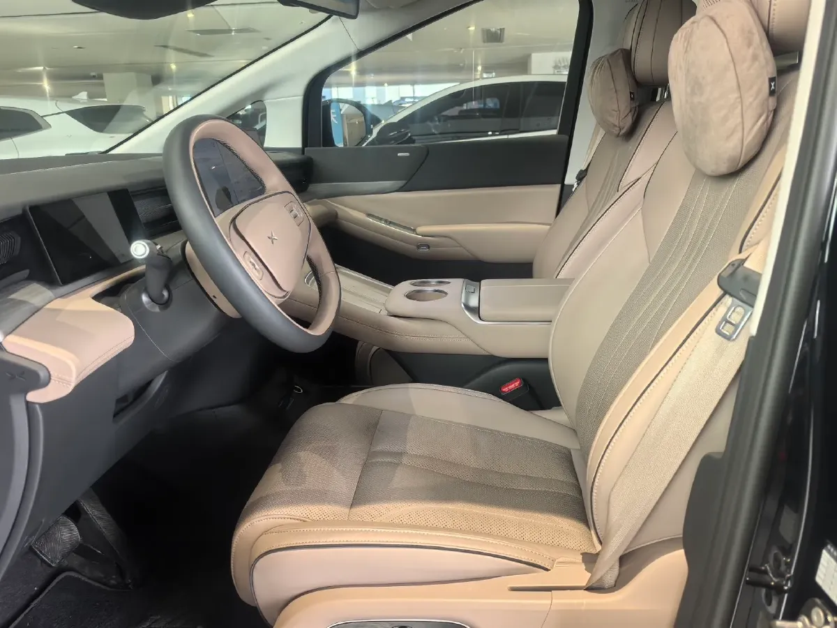 2025 Xpeng X9 BEV,autocango,china used car exporter,china ev exporter,chinese used car exporter,chinese used ev exporter