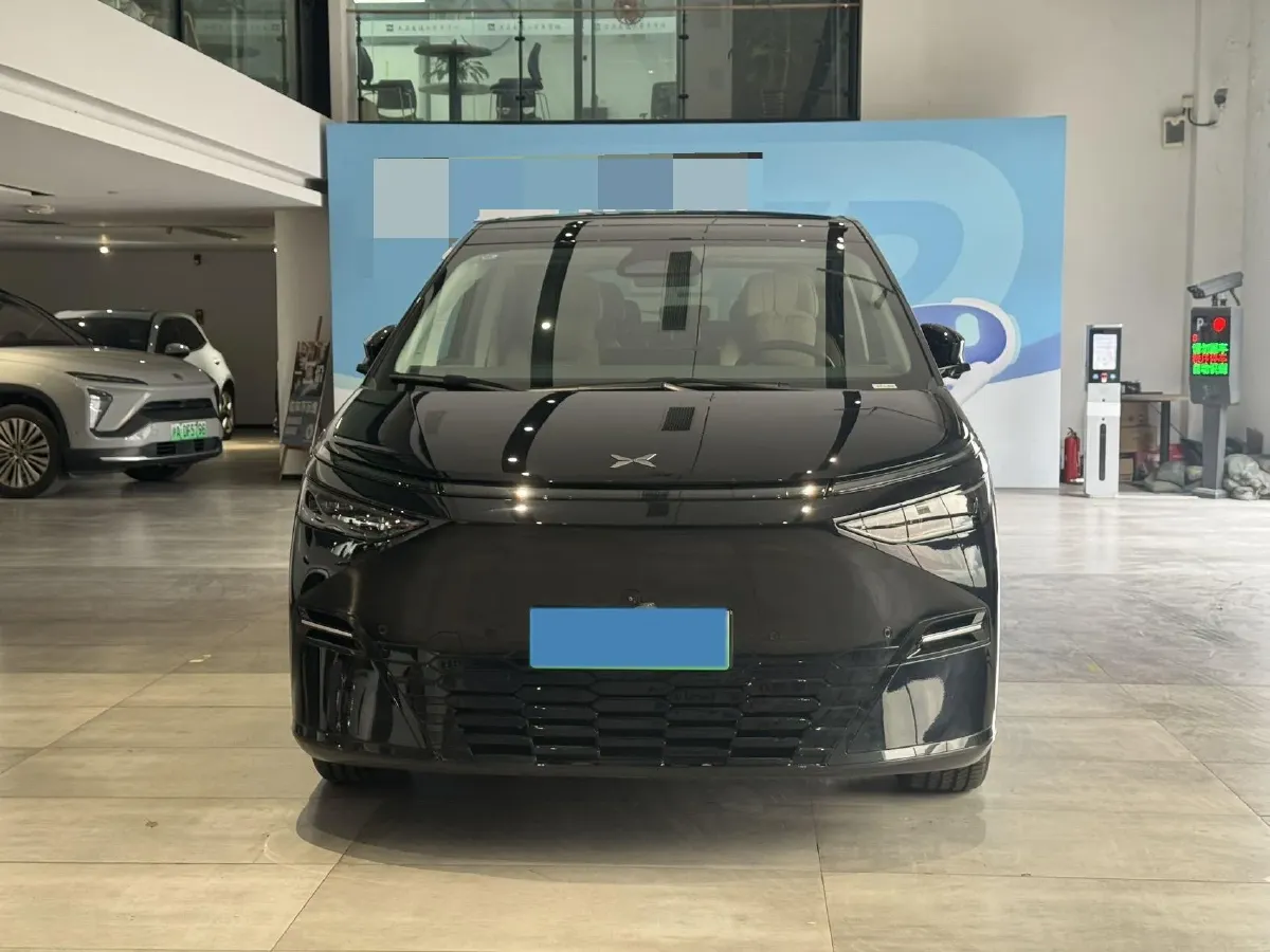 2025 Xpeng X9 BEV,autocango,china used car exporter,china ev exporter,chinese used car exporter,chinese used ev exporter