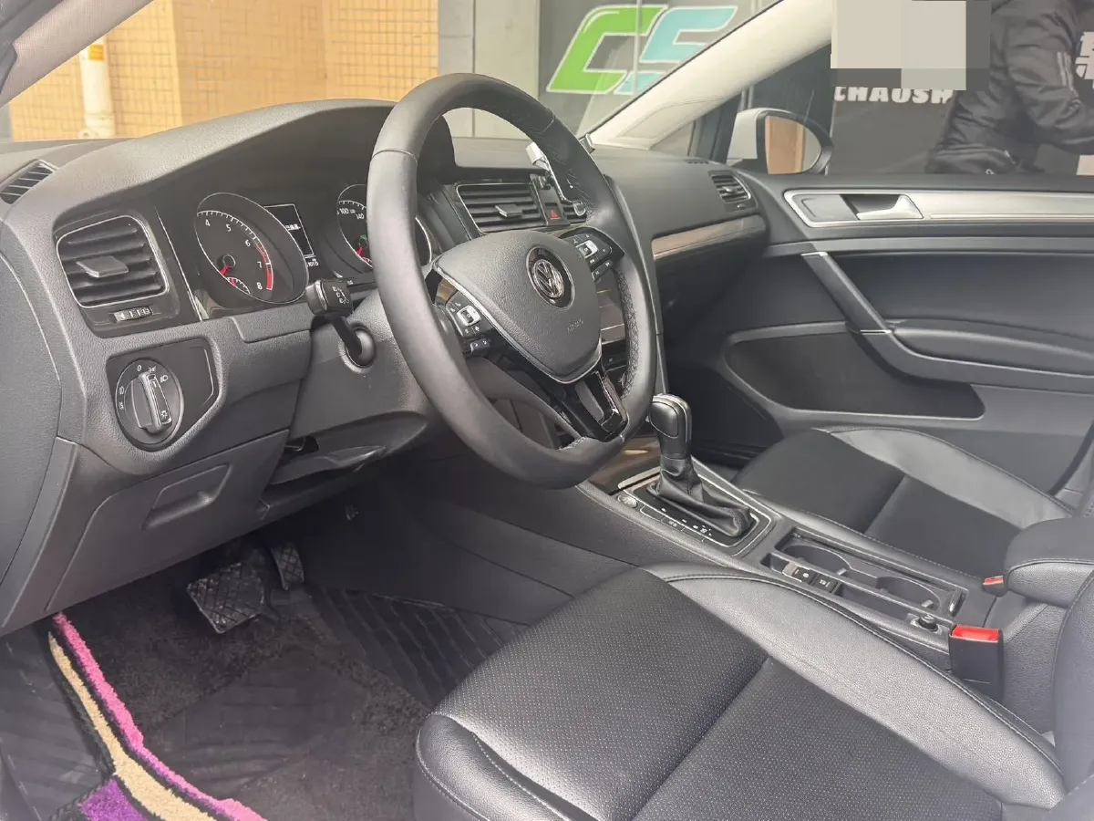 2020 Volkswagen Golf 1.2T 116HP L4 7DCT,autocango,china used car exporter,china ev exporter,chinese used car exporter,chinese used ev exporter