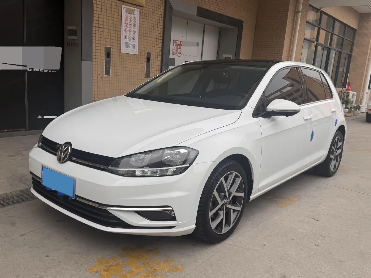 2020 Volkswagen Golf 1.2T 116HP L4 7DCT,autocango,china used car exporter,china ev exporter,chinese used car exporter,chinese used ev exporter